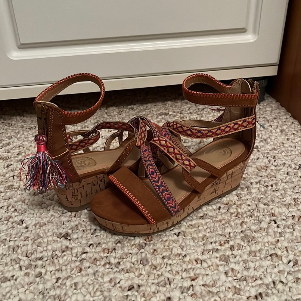 SO girls wedge sandal